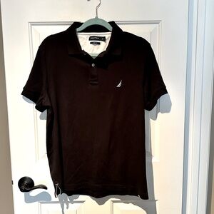 Mens Nautica Three Button Black Golf Polo in Black. Size LARGE
